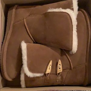 Bearpaw boots